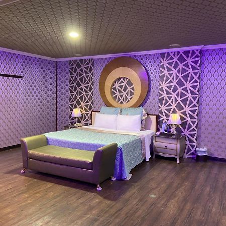 Pingtung Huang Xing Motel מראה חיצוני תמונה
