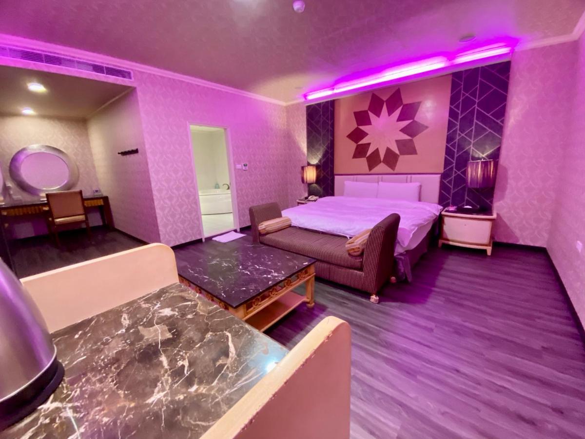 Pingtung Huang Xing Motel מראה חיצוני תמונה