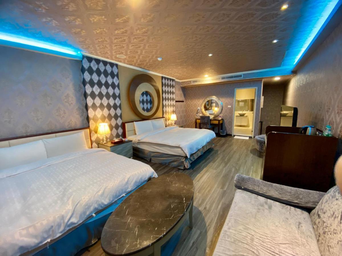 Pingtung Huang Xing Motel מראה חיצוני תמונה