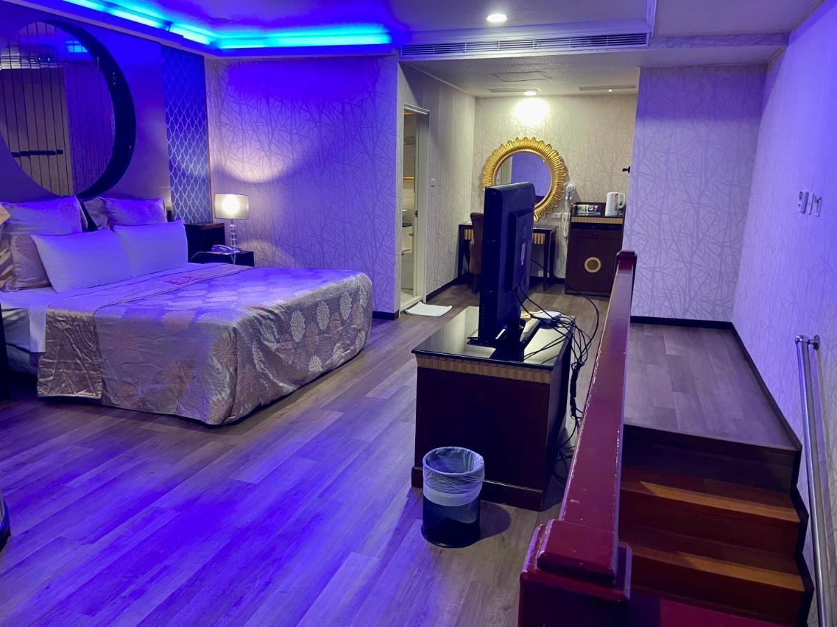 Pingtung Huang Xing Motel מראה חיצוני תמונה