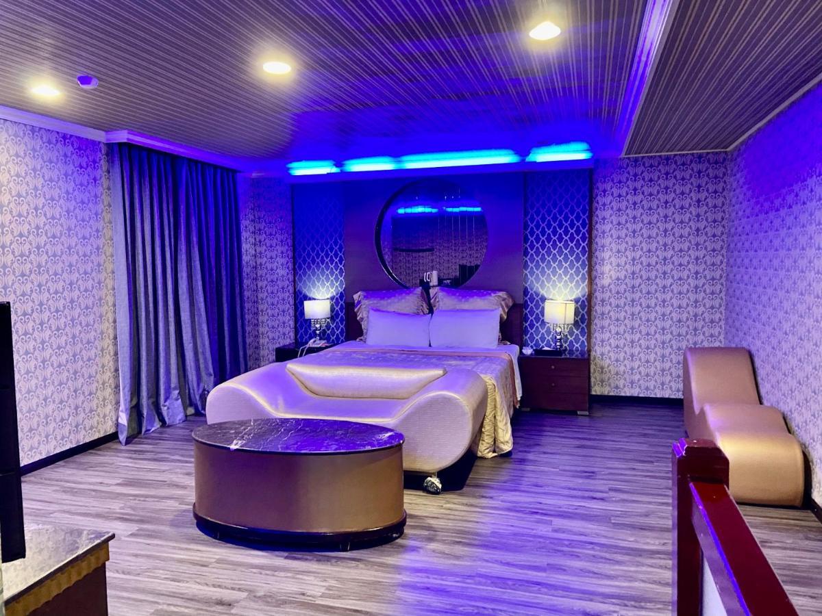 Pingtung Huang Xing Motel מראה חיצוני תמונה