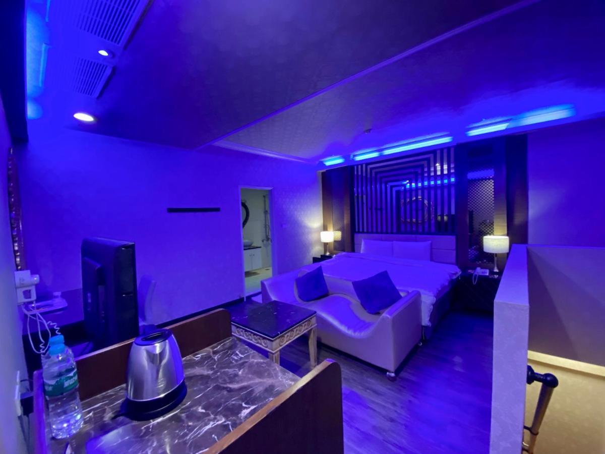 Pingtung Huang Xing Motel מראה חיצוני תמונה